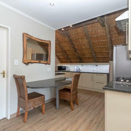 50 On Shepherd Boutique Guest House Sandton Zewnętrze zdjęcie