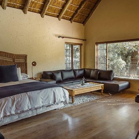 50 On Shepherd Boutique Guest House Sandton Zewnętrze zdjęcie